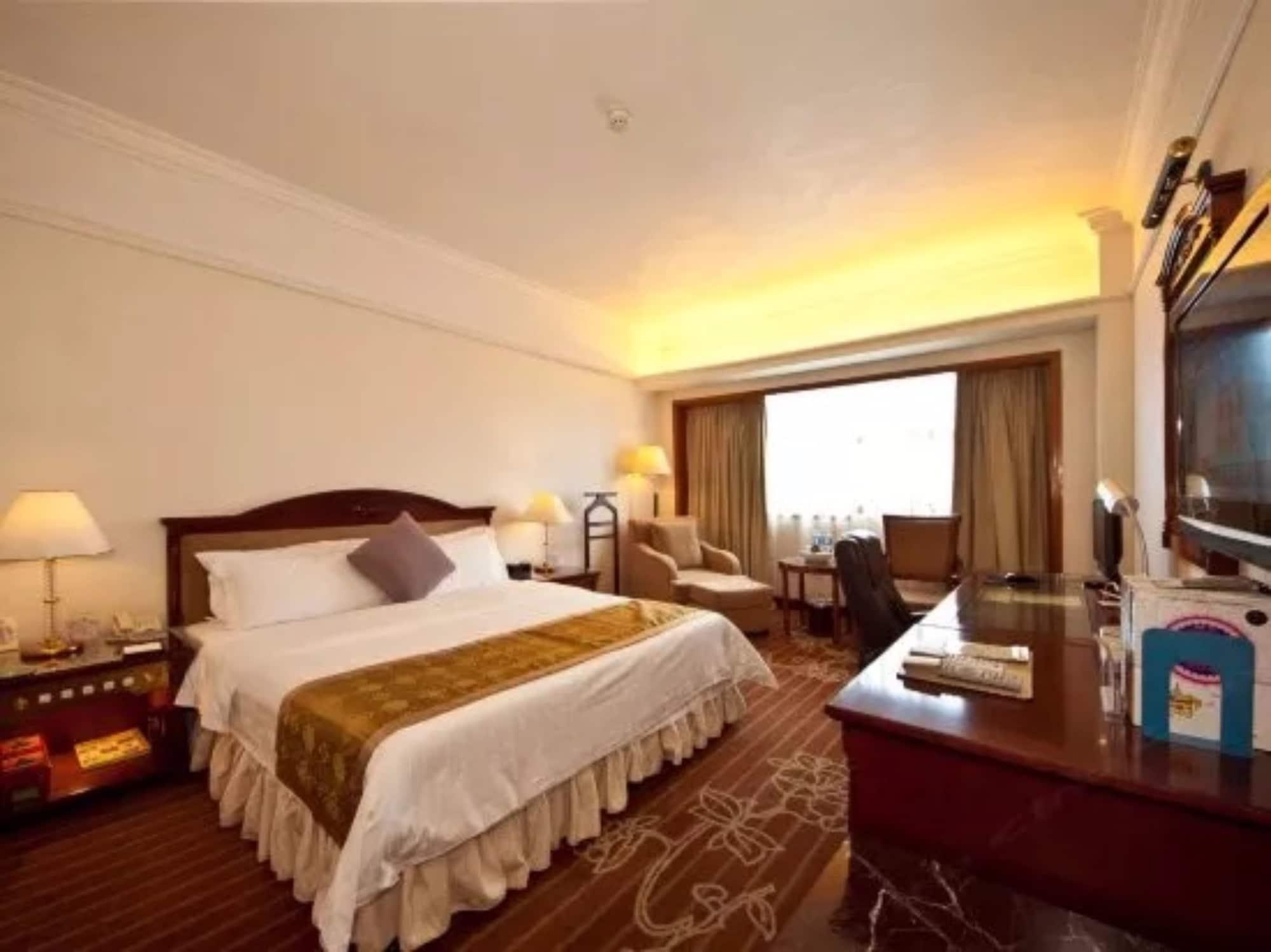 Sunshine Holiday Hotel Fuzhou Fuzhou  Bagian luar foto