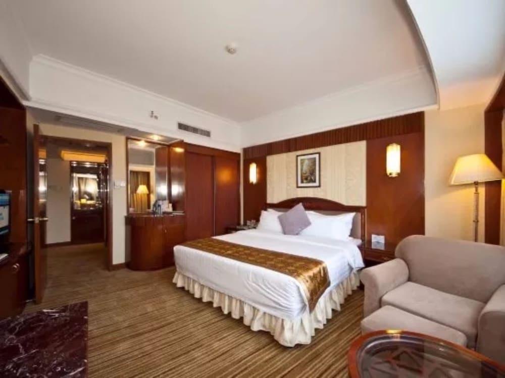 Sunshine Holiday Hotel Fuzhou Fuzhou  Bagian luar foto