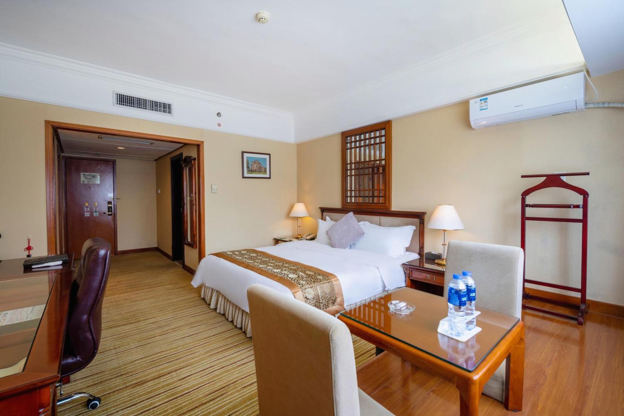 Sunshine Holiday Hotel Fuzhou Fuzhou  Bagian luar foto