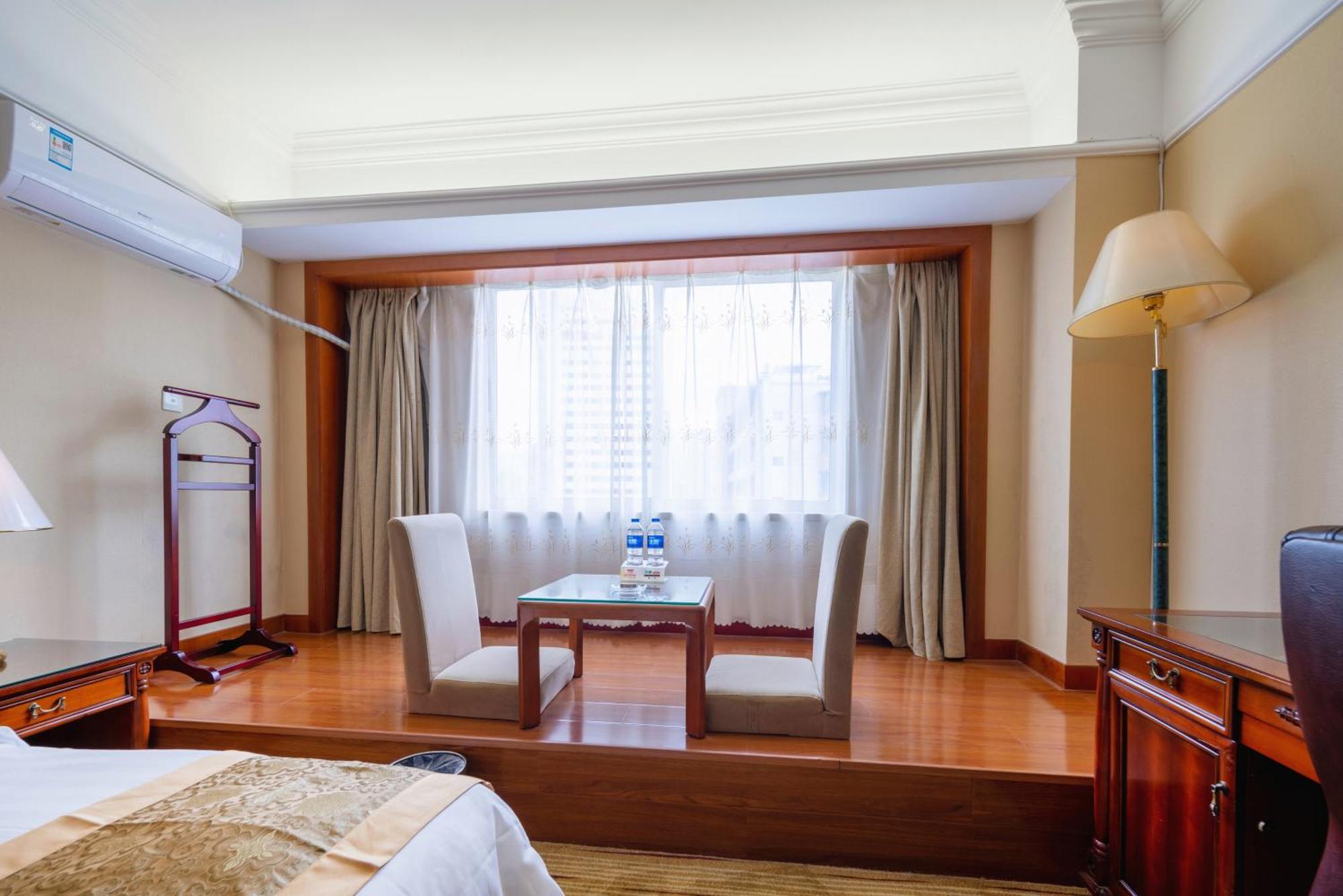 Sunshine Holiday Hotel Fuzhou Fuzhou  Bagian luar foto