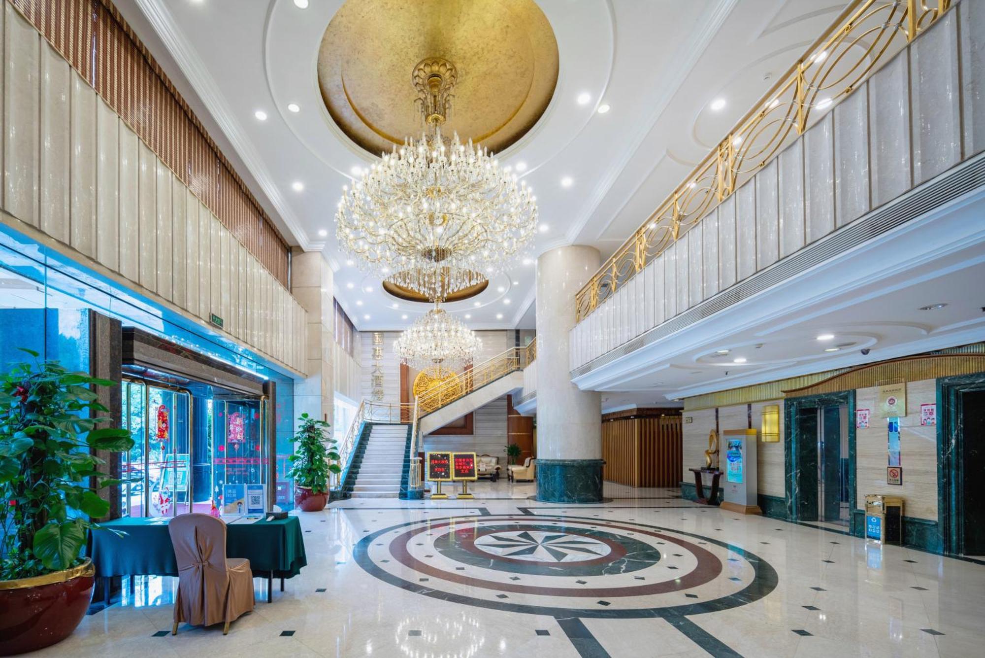 Sunshine Holiday Hotel Fuzhou Fuzhou  Bagian luar foto