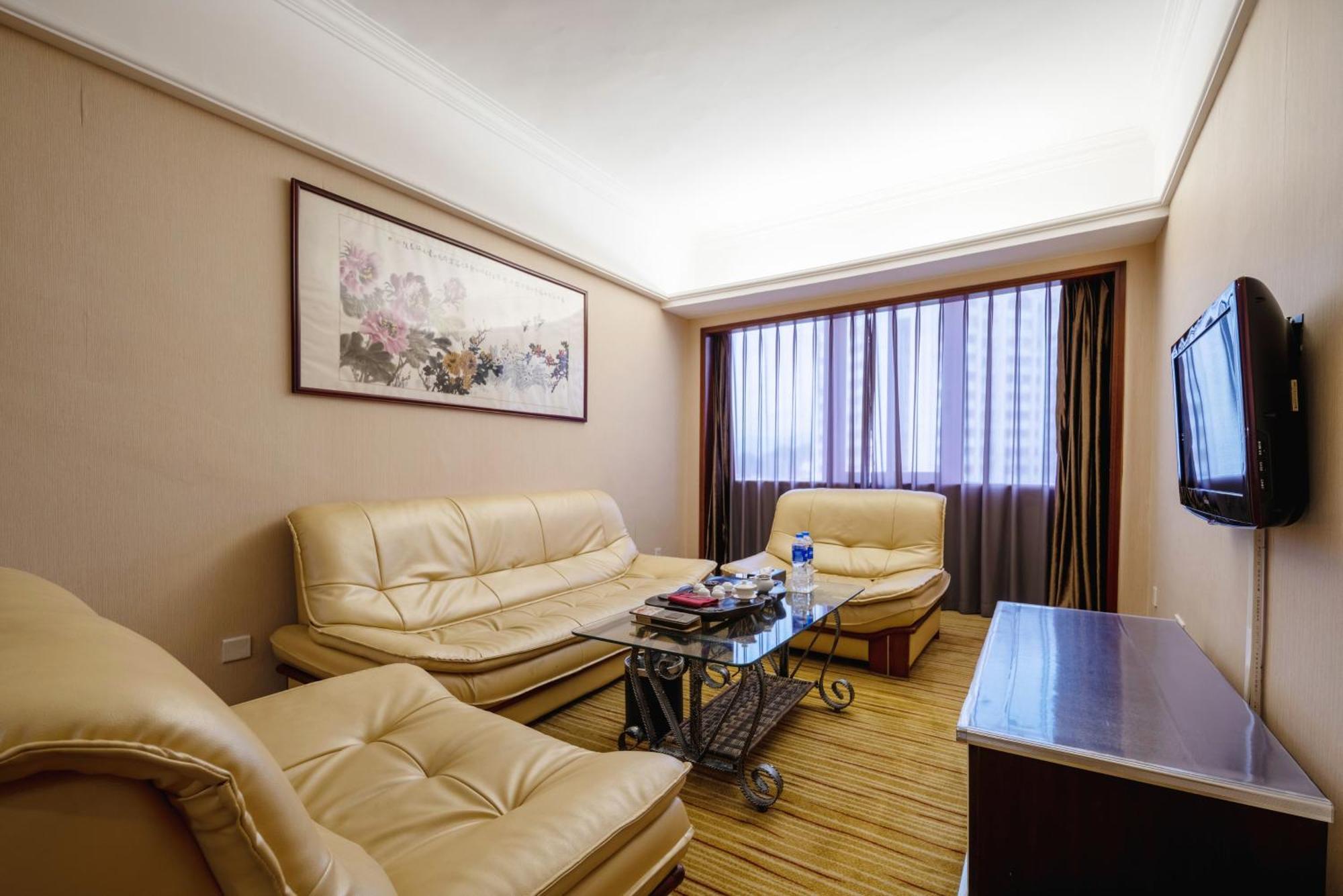 Sunshine Holiday Hotel Fuzhou Fuzhou  Bagian luar foto