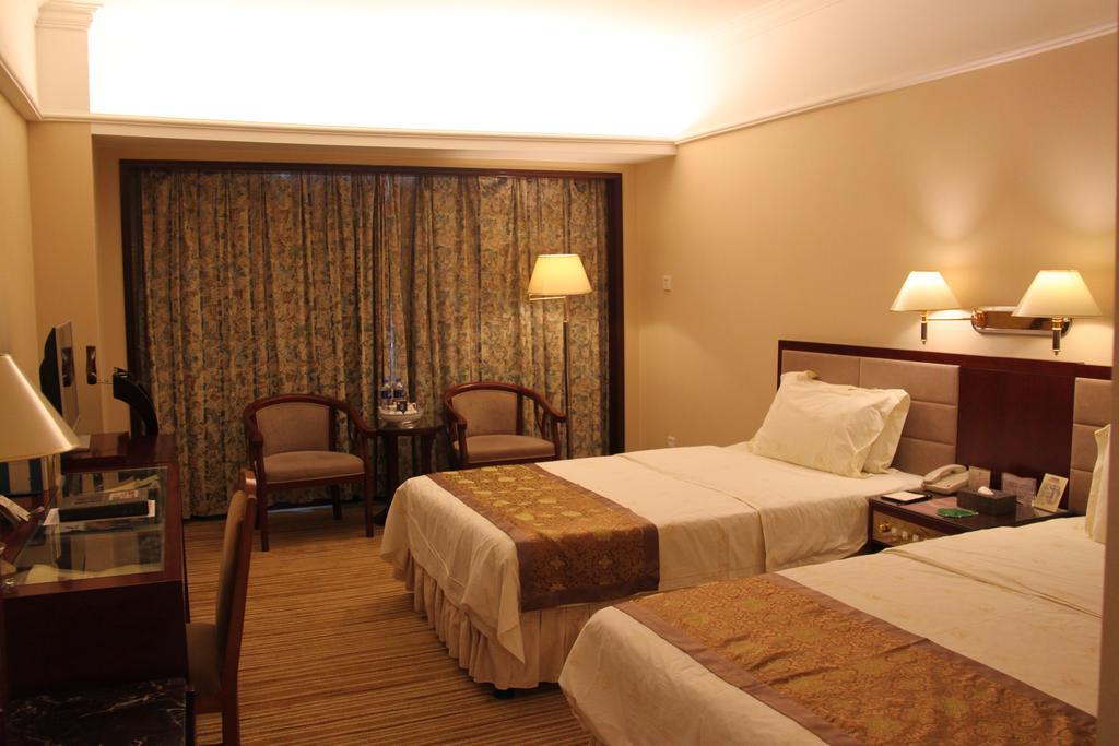 Sunshine Holiday Hotel Fuzhou Fuzhou  Bagian luar foto