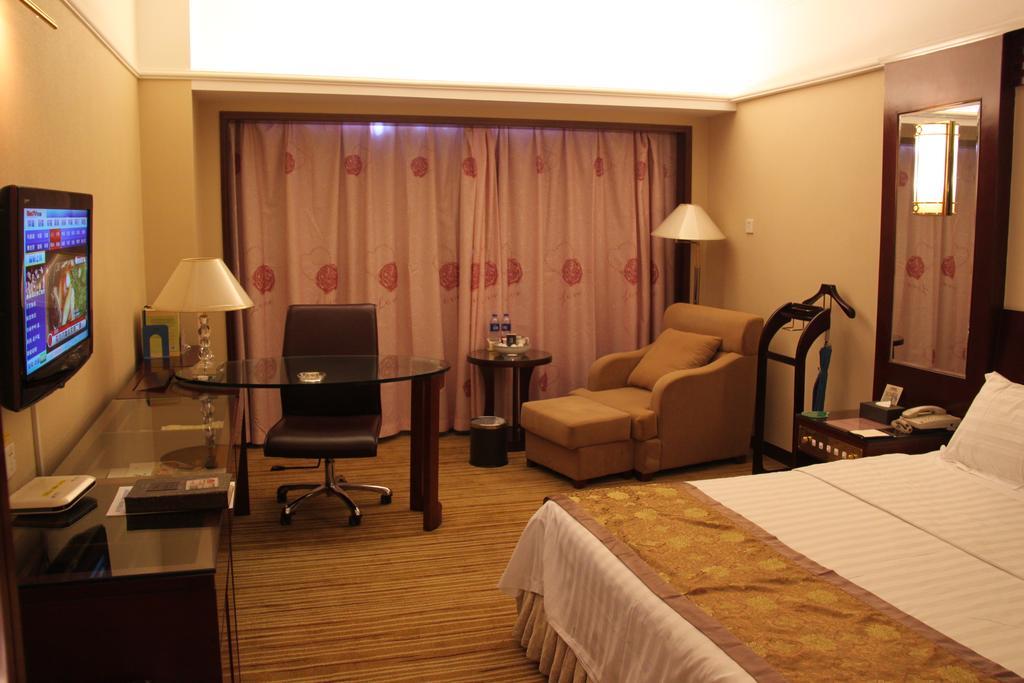 Sunshine Holiday Hotel Fuzhou Fuzhou  Bagian luar foto