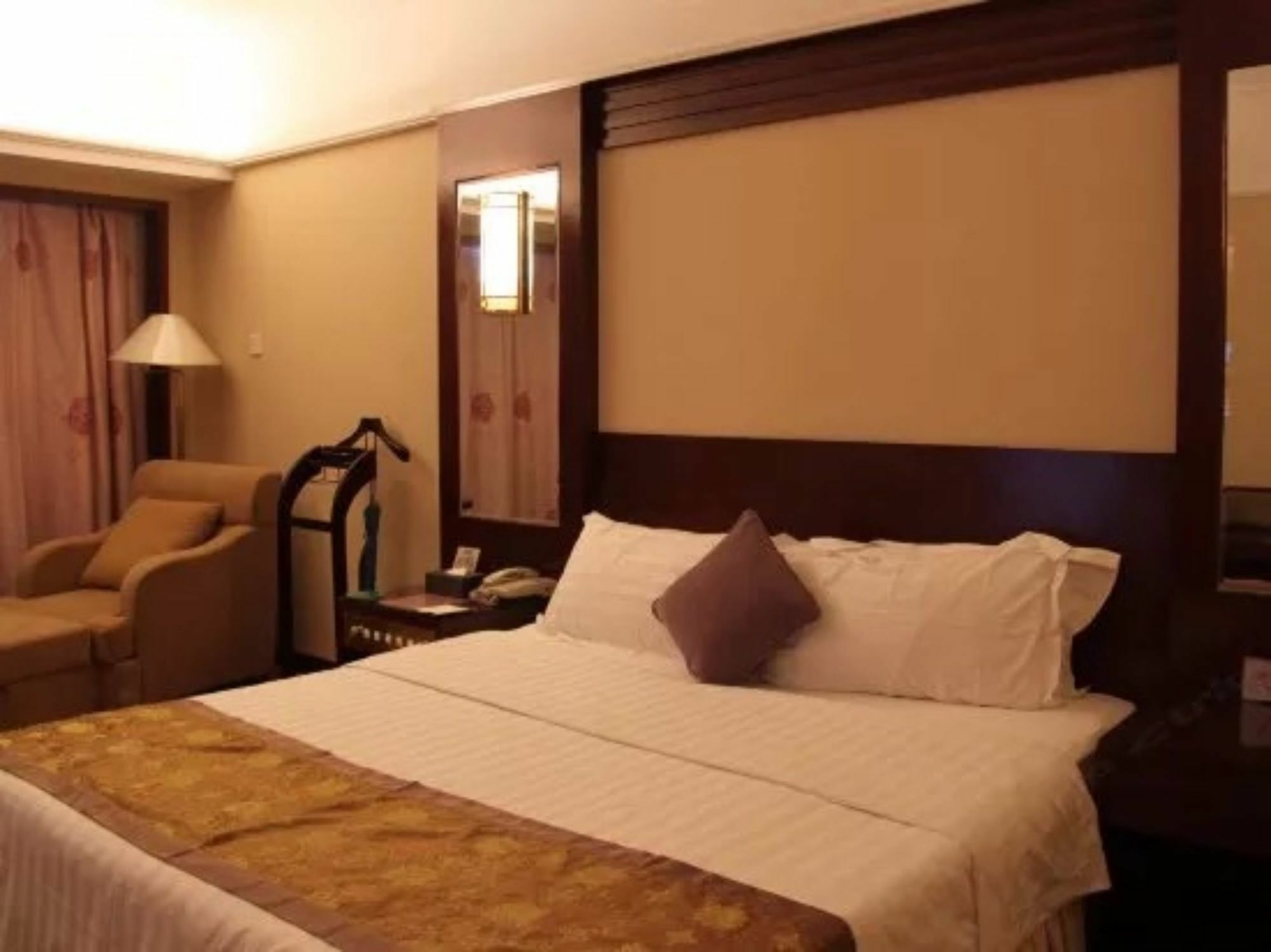 Sunshine Holiday Hotel Fuzhou Fuzhou  Bagian luar foto